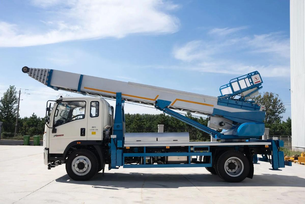 巫溪云梯上料车租赁费用