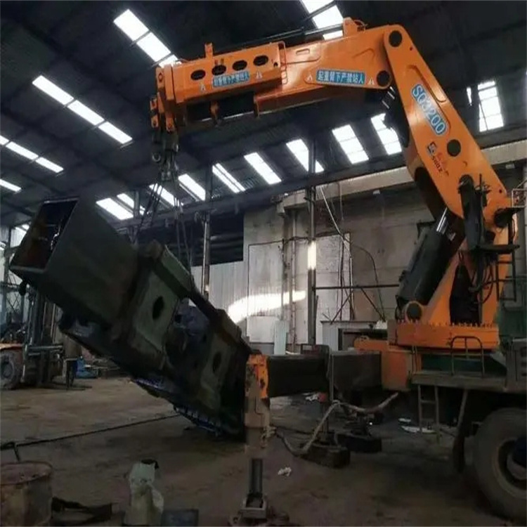 巫溪130吨折臂吊车出租吊机租赁附近电话